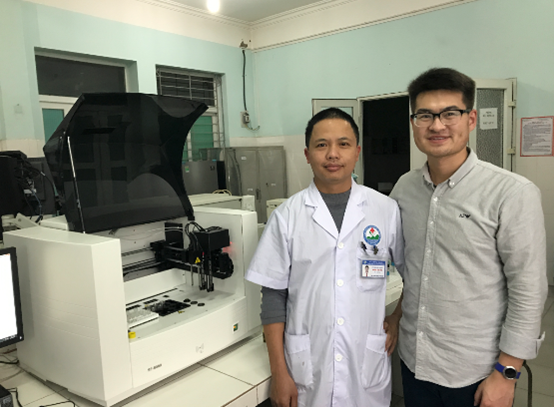 Fully coagulation analyzer SF-8050 training in Vietnam